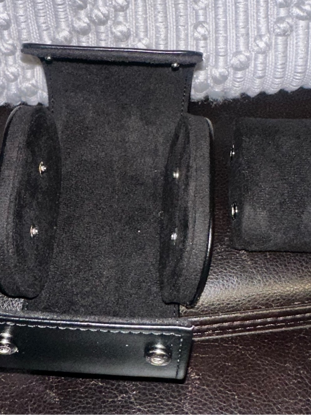 Premium Black Leather Single Travel Watch Case - Picture 6 of 6